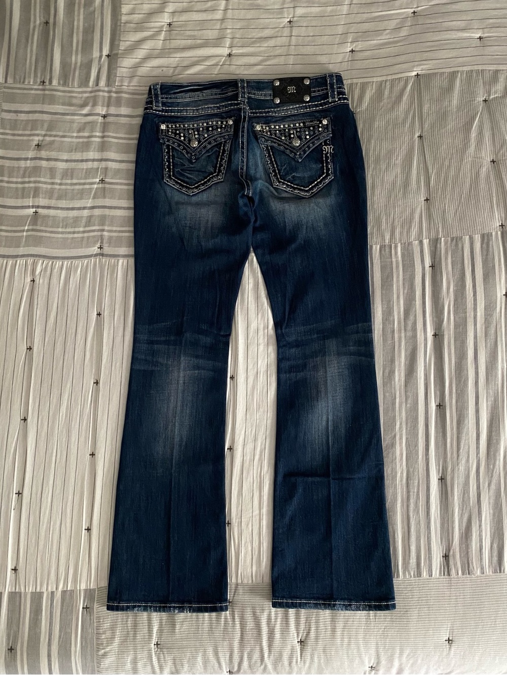 🦋 Miss Me Signature Boot Jeans NWOT 🦋 - Picture 4 of 8